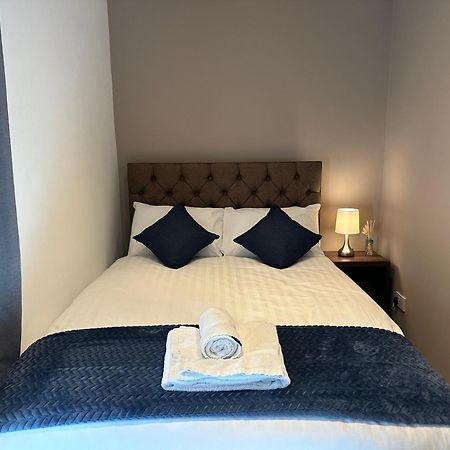 לונדון Putera Puteri Residence מראה חיצוני תמונה