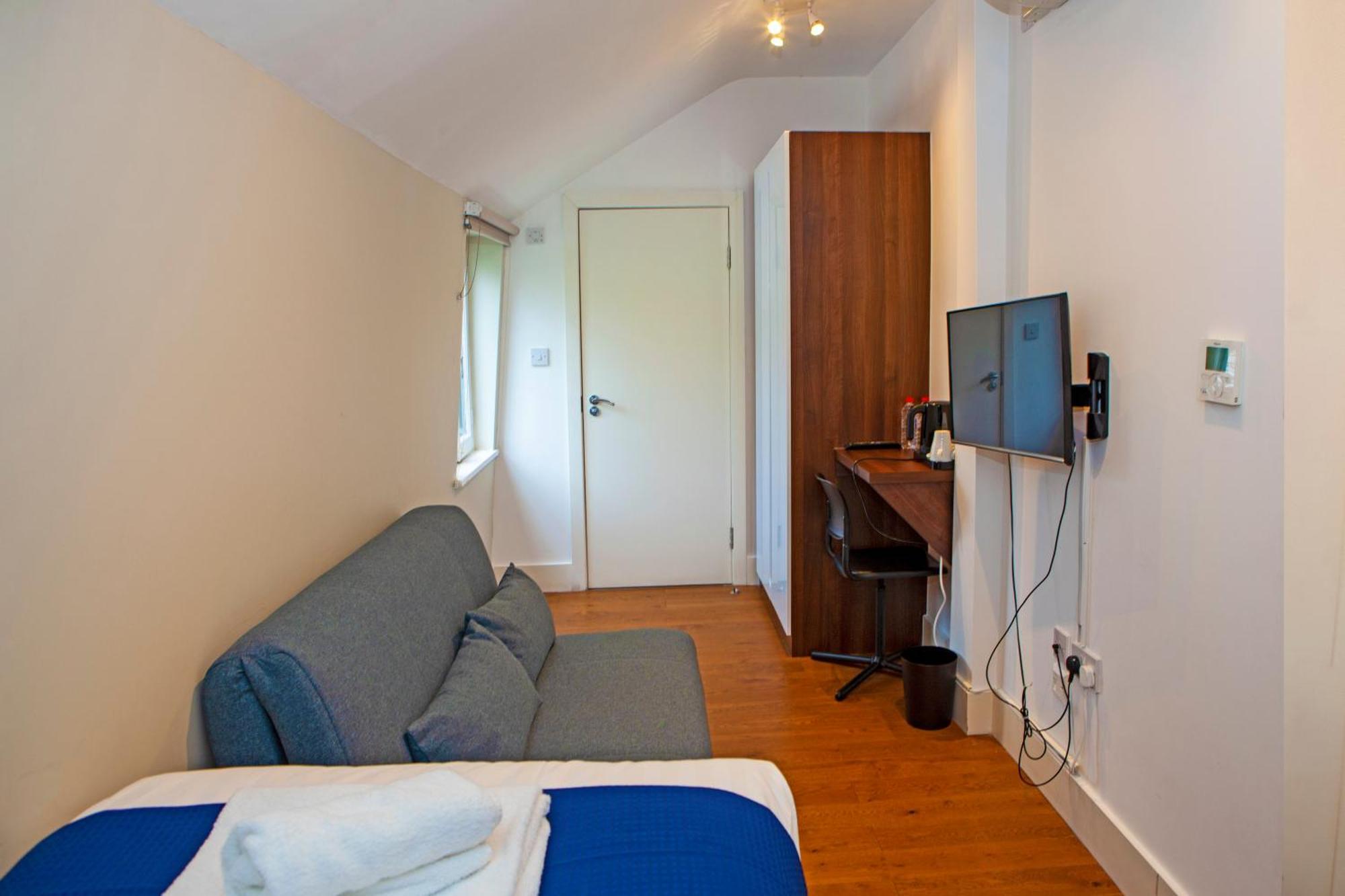 לונדון Putera Puteri Residence מראה חיצוני תמונה
