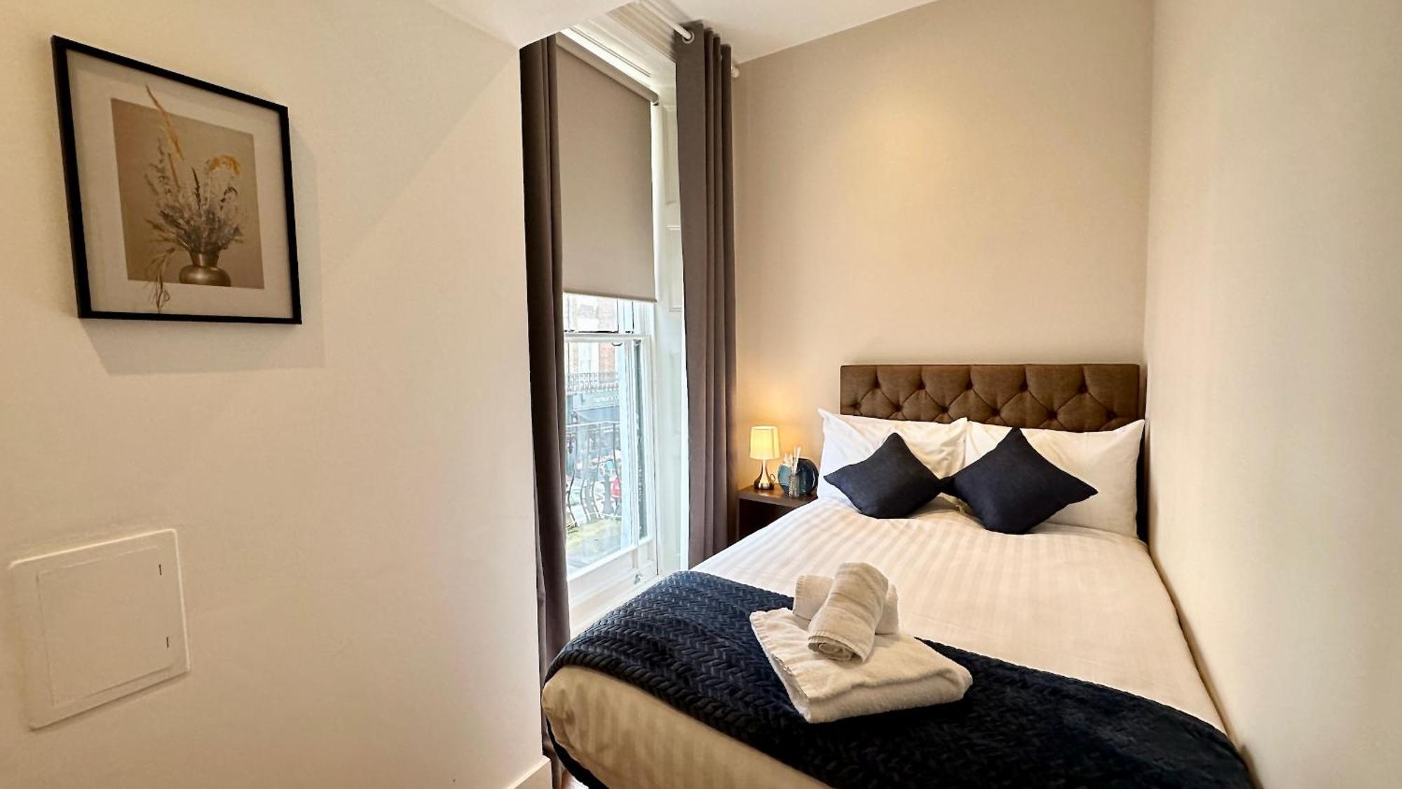 לונדון Putera Puteri Residence מראה חיצוני תמונה